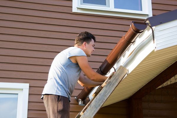 Cost of Porch Gutter Replacement in Cedar Rapids