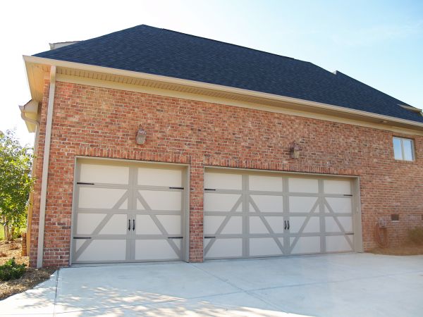 Garage Downspout Repair in Cedar Rapids