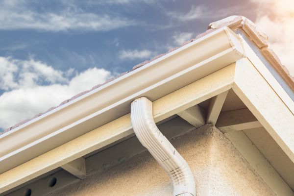 Seamless Gutter Replacement in Cedar Rapids